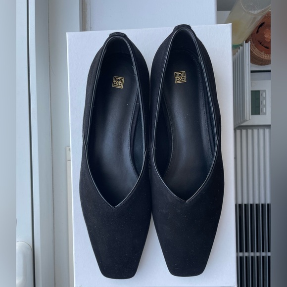 Toteme Shoes - Toteme Everyday suede flats